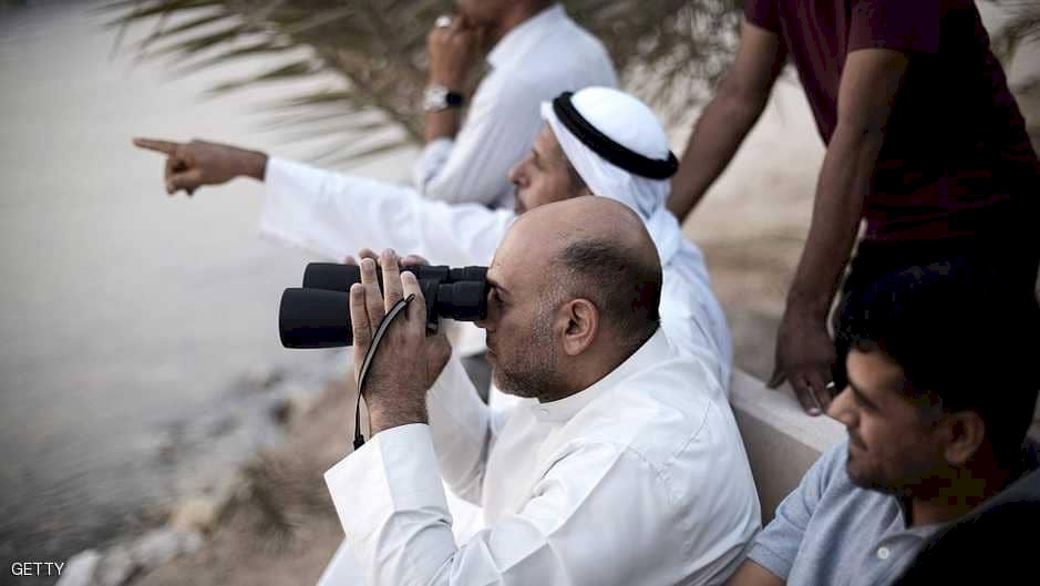 السعودية تدعو إلى بدء تحري هلال رمضان