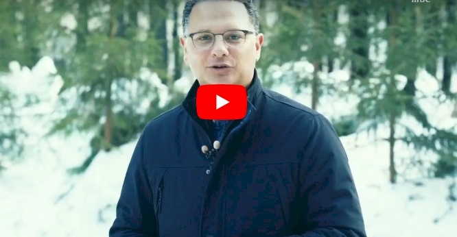 شاهد/ رامز جلال يفاجئ شريف عامر بنمر متوحش