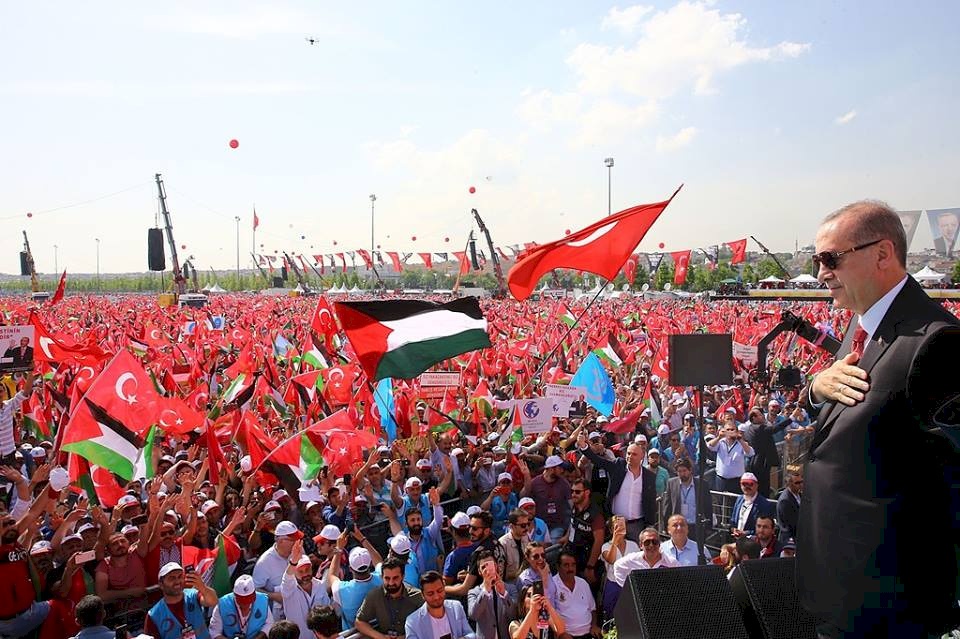 صور/ الألاف الاتراك يتضامنون مع غزة