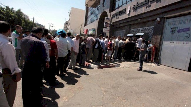 سلطة النقد تقرر إعادة فتح البنوك في قطاع غزة