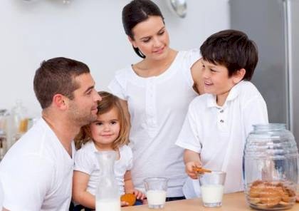 كيف نكرم أولادنا ونحسن أدبهم؟