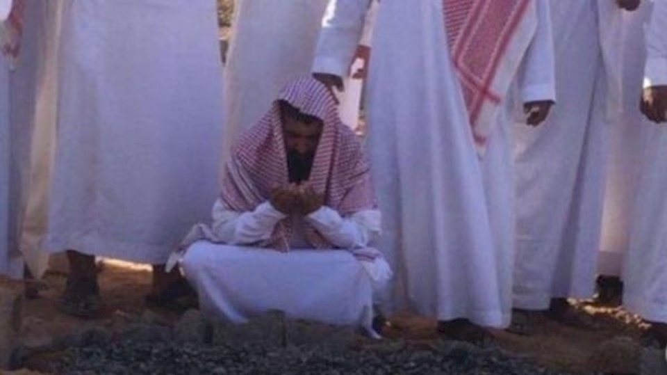 فاجعة.. أب سعودي يفقد 6 من أبنائه حرقا