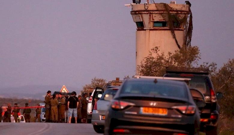 قلقيلية: الاحتلال يعتقل شاباً بزعم محاولته تنفيذ عملية