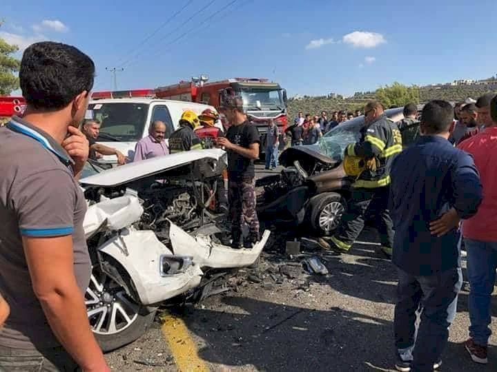 رام الله/ 30 اصابة في حادثين منفصلين منها خطيرة (فيديو)