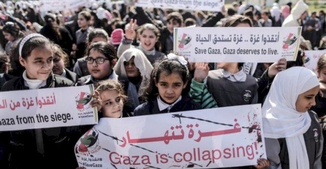 ما هي العقوبات المفروضة على غزة والتي يتواصل حراك الضفة لرفعها؟