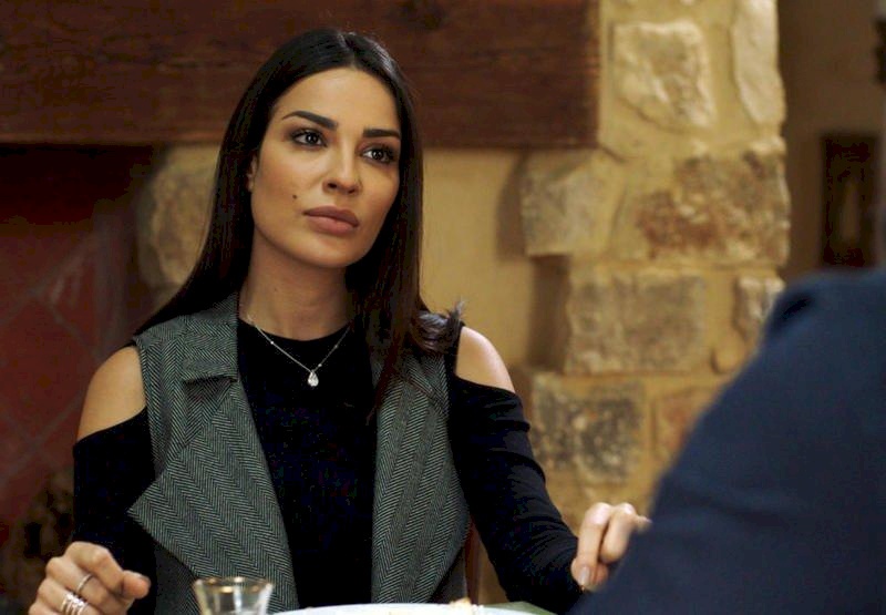بعد نفي تيم حسن مسؤوليته عن خروجها من "الهيبة-العودة": نادين نسيب نجيم تحسم الجدل..!