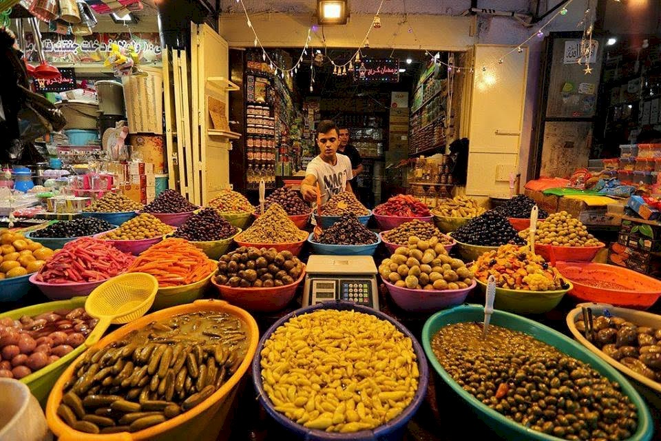 الاحتلال يواصل التضييق على تجار جنين