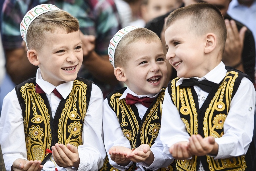 فرحة العيد... كيف نجعل أطفالنا سعداء؟