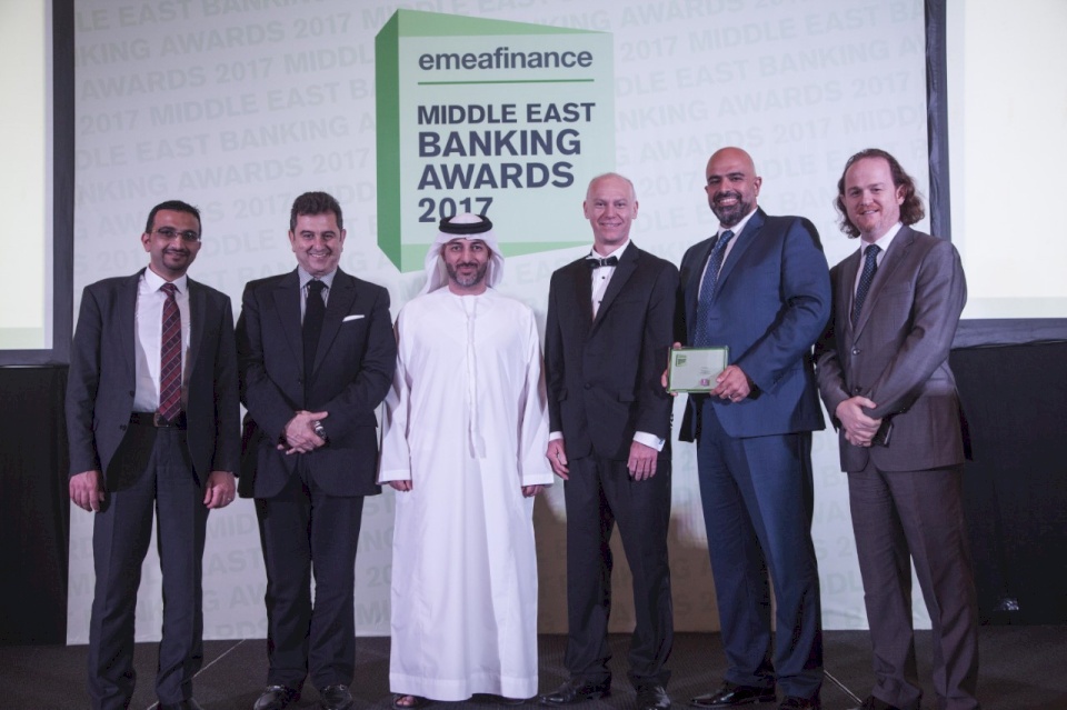 بنك فلسطين يحصل على ثلاث جوائز من مجلة EMEA Finance للعام