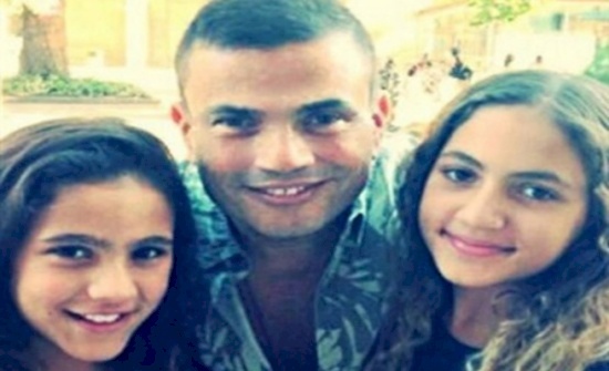 بسبب هذه الصورة ..انتقادات قاسية جداً لإبنة عمرو دياب