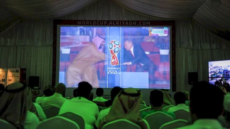 مراسلة صحيفة أمريكية تفضح السعودية وقرصنتها لمباريات المونديال