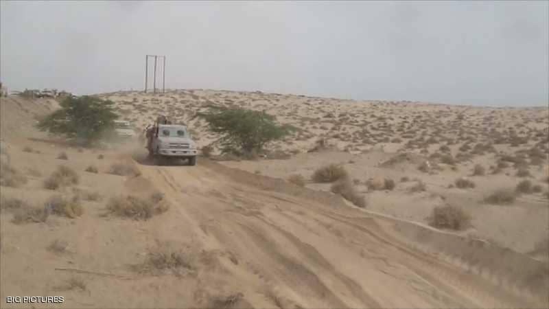 مقتل حوثيين في غارات مكثفة ومواجهات بالساحل الغربي