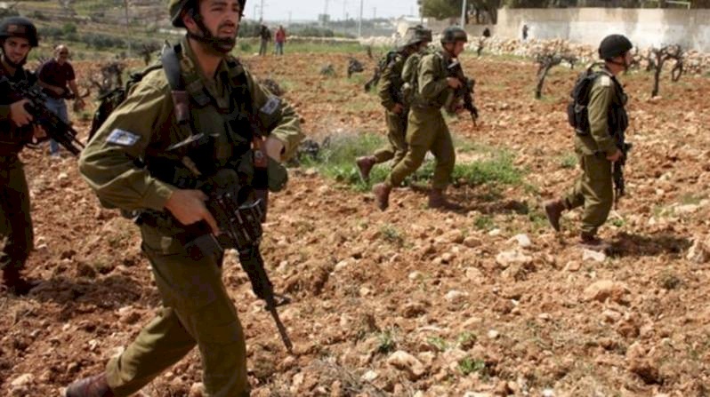 الاحتلال يطرد 16 عائلة فلسطينية بالأغوار
