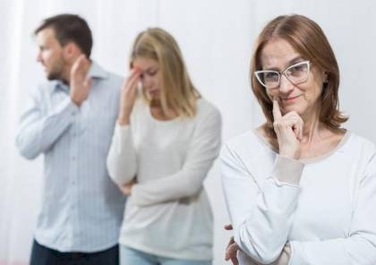 كيف تتعاملين مع حماتك المتسلطة؟