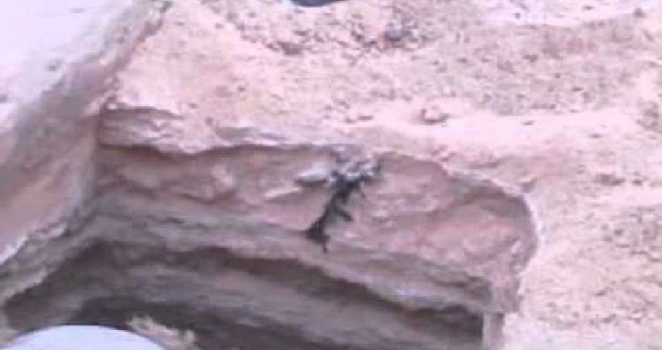 جريمة مروعة.. دفنوا شابا حيّاً ليسلبوا ماله وسيارته