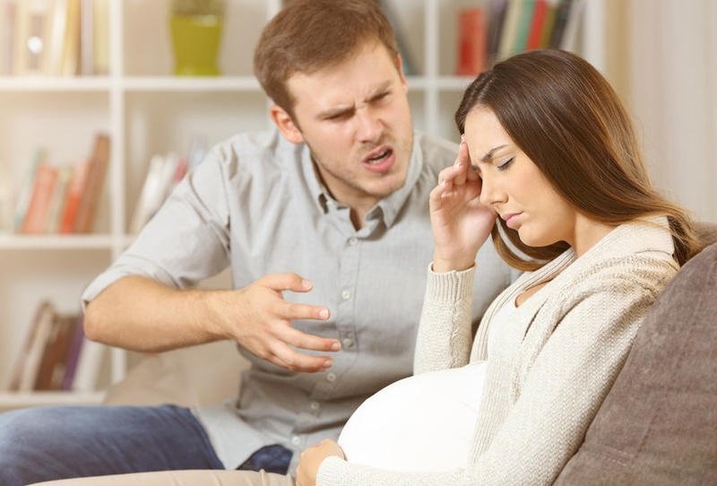 هل صحيح أن بعض النساء يكرهن أزواجهن خلال فترة الحمل؟
