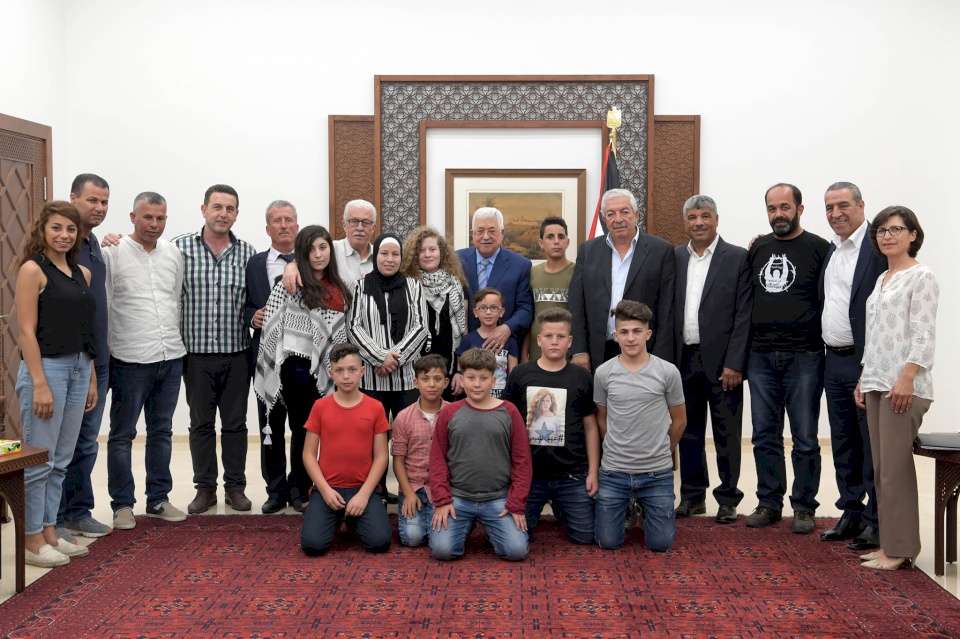 الرئيس يستقبل عهد التميمي 