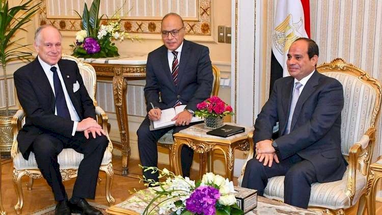 السيسي يستقبل رئيس الكونغرس اليهودي العالمي