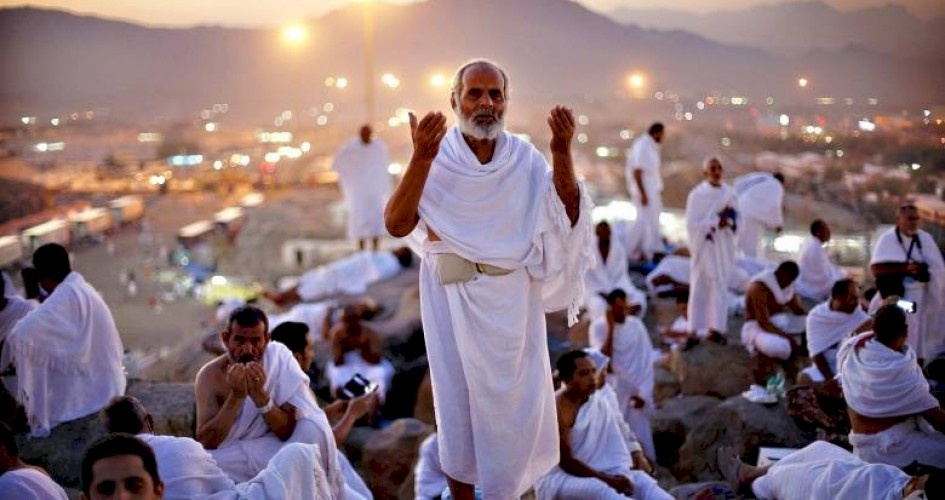 وزير الأوقاف يعلن موعد سفر حجاج فلسطين