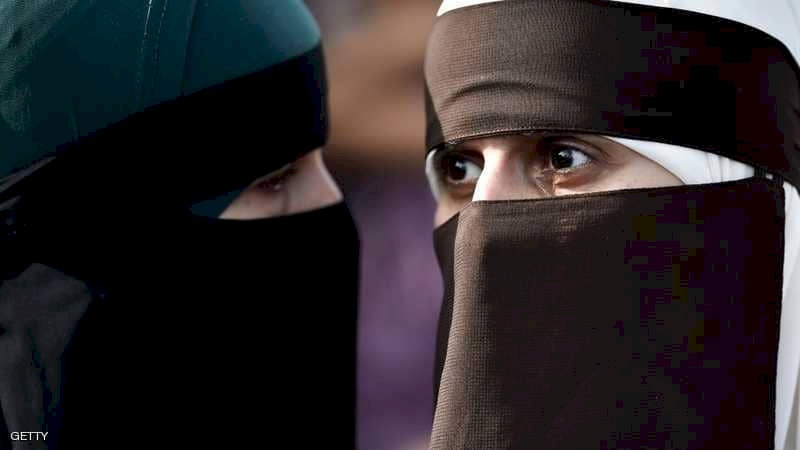 تغريم أول امرأة خرقت حظر لبس النقاب بالدنمارك
