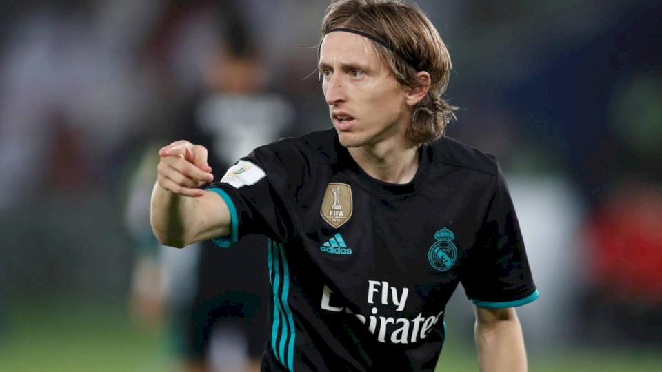 الكشف عن قيمة عرض انتر ميلان لضم لوكا مودريتش