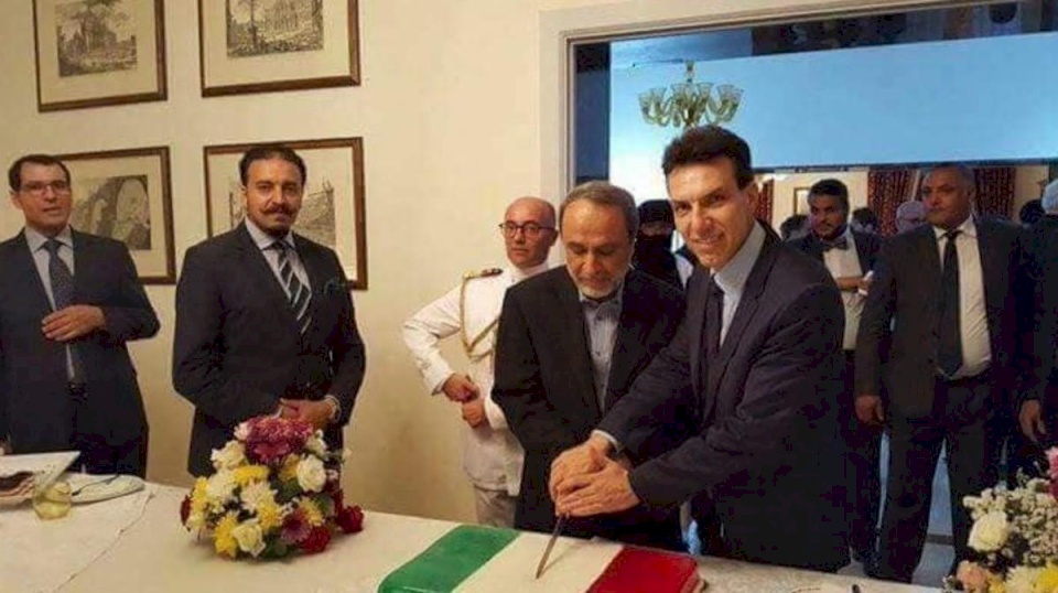 السفير الإيطالي يستفزّ ليبيا.. ونشطاء يطالبون بطرده