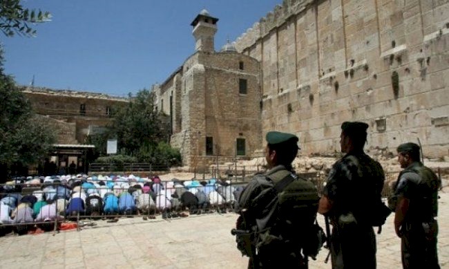 الاحتلال يغلق المسجد الابراهيمي 24 ساعة أمام المصلين