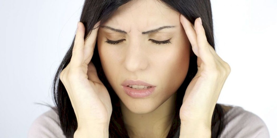 لماذا تصاب غالبية النساء بصداع شبه دائم؟