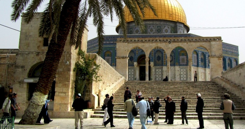 مساع إسرائيلية لشرعنة صلوات المستوطنين بالمسجد الأقصى