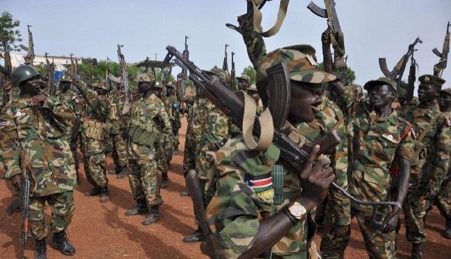 جنوب السودان يدين 10 جنود بتهمة اغتصاب عاملات إغاثة وقتل صحفي