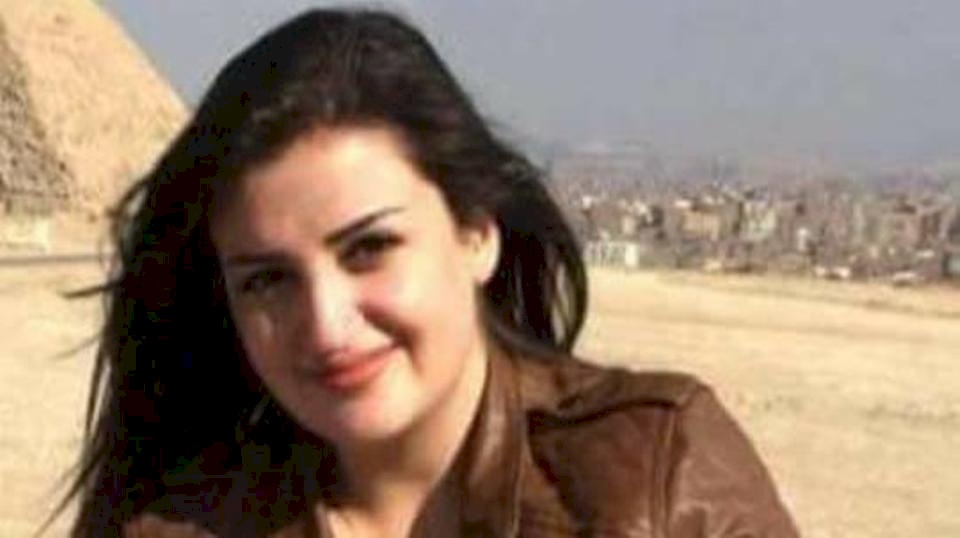هذا أول ما قالته "شاتمة المصريين" عندما وصلت مطار بيروت