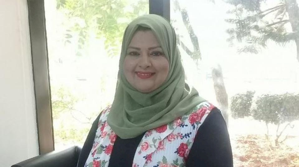 إعلامية مصرية تثير ضجة.. "اضربوا زوجاتكم بالحذاء"