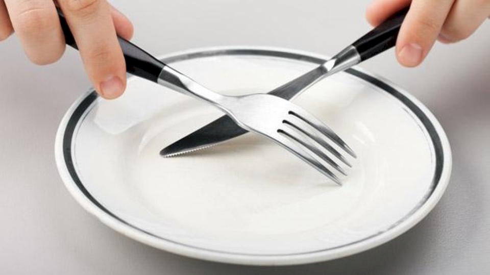 مفاجأة مدوية.. الوجبات الخفيفة تقصر العمر!