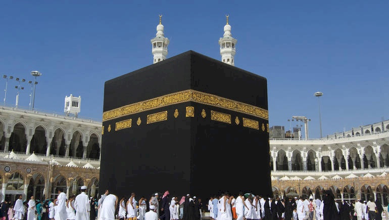 السعودية تتخذ قرارا لأول مرة تجاه المعتمرين