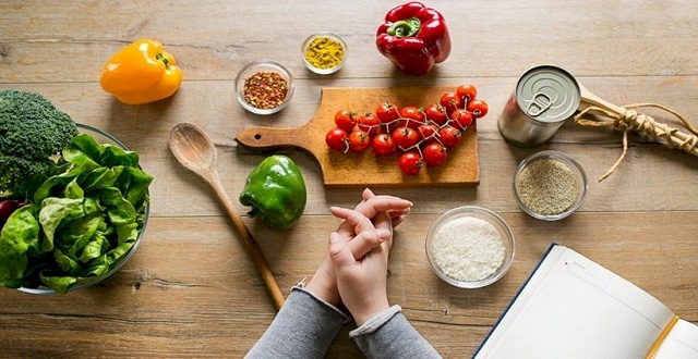 حمية غذائية تقي النساء دون الرجال من السكتات الدماغية