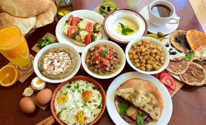 أخطاء شائعة عند تناول الفطور