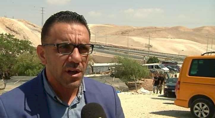 الاحتلال يمدد اعتقال محافظ القدس