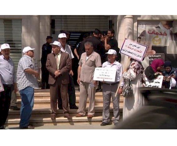 "العليا" في رام الله تؤجل قضية المحالين للتقاعد القسري