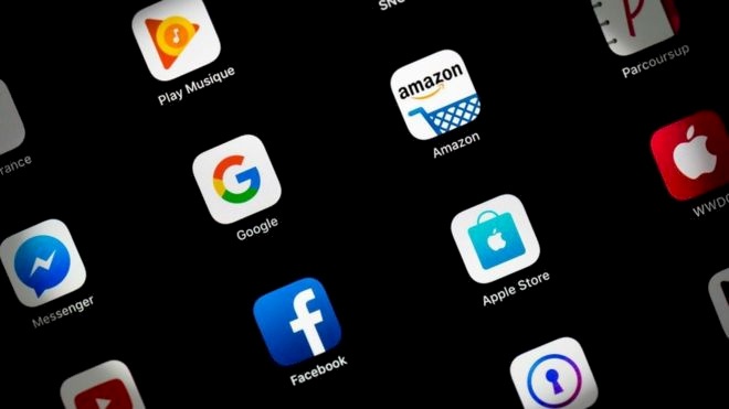 تبادل البيانات عبر تطبيقات الهواتف خرج عن السيطرة