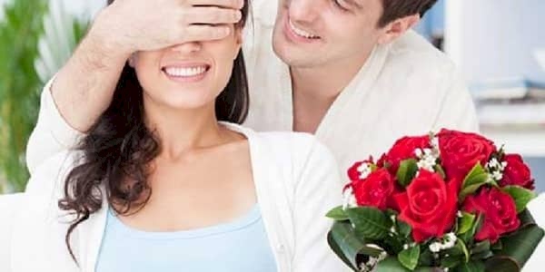  لغات تعبر بها عن مشاعرك لشريك حياتك
