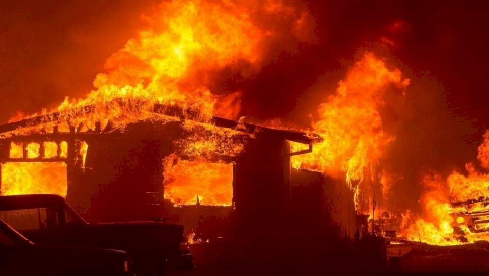 أسوأ حريق في كاليفورنيا.. 31 قتيلاً وأكثر من 200 مفقود