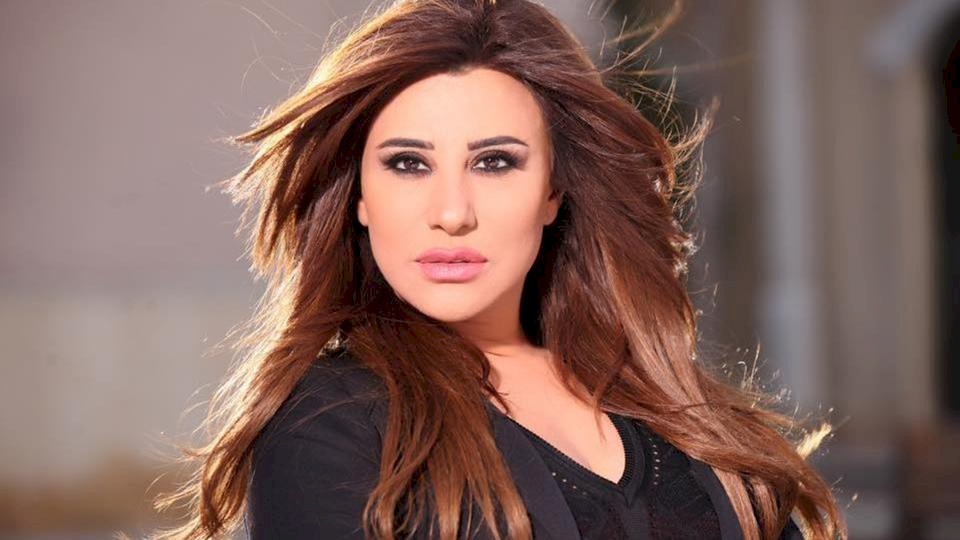 عملية جراحية أثرت على صوت الفنانة نجوى كرم