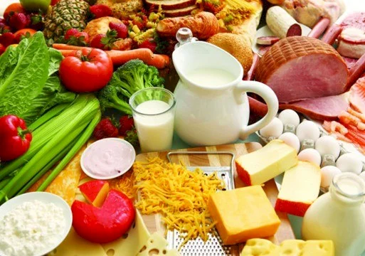 من يهضم الطعام أسرع.. الرجل أم المرأة؟