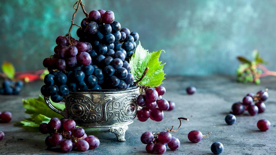 العنب يحارب سرطان البنكرياس