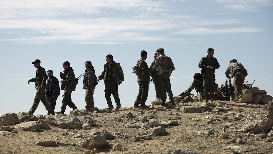 الجيش الأميركي يشيّد أبراج مراقبة شمال سوريا