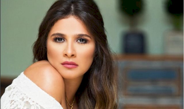 مفاجأة مثيرة بعد طلاق ياسمين عبد العزيز ...طليقها يتزوج من هذه الفنانة!؟