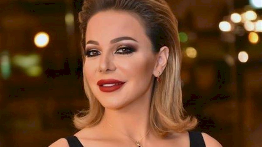 سوزان نجم الدين تنجو من الموت بفضل هاتفها المحمول