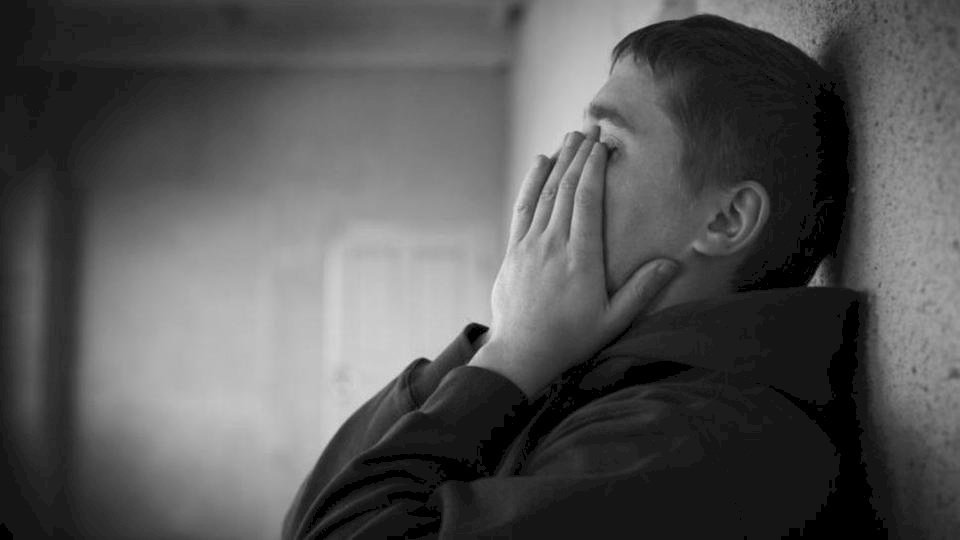 كيف تتعرف على المريض النفسي الخطير؟
