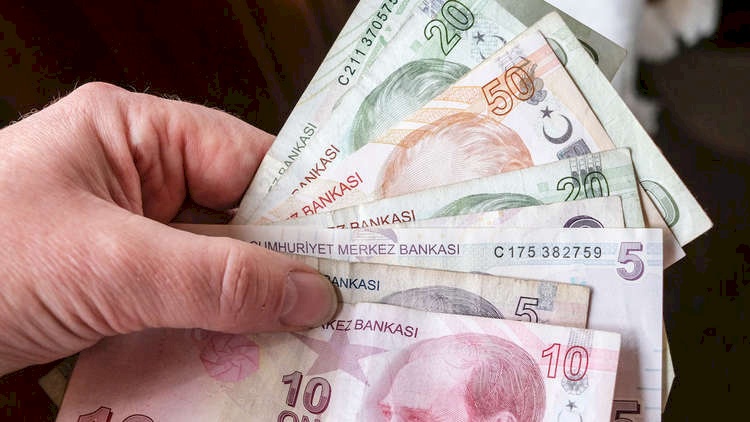 تركيا.. زيادة كبيرة في الحد الأدنى للأجور