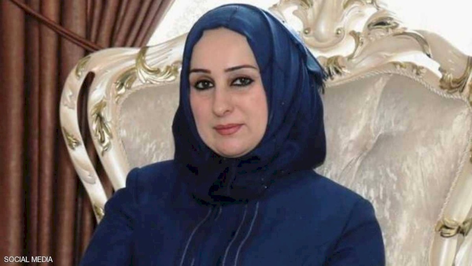ما قصة هذه الوزيرة العراقية ؟